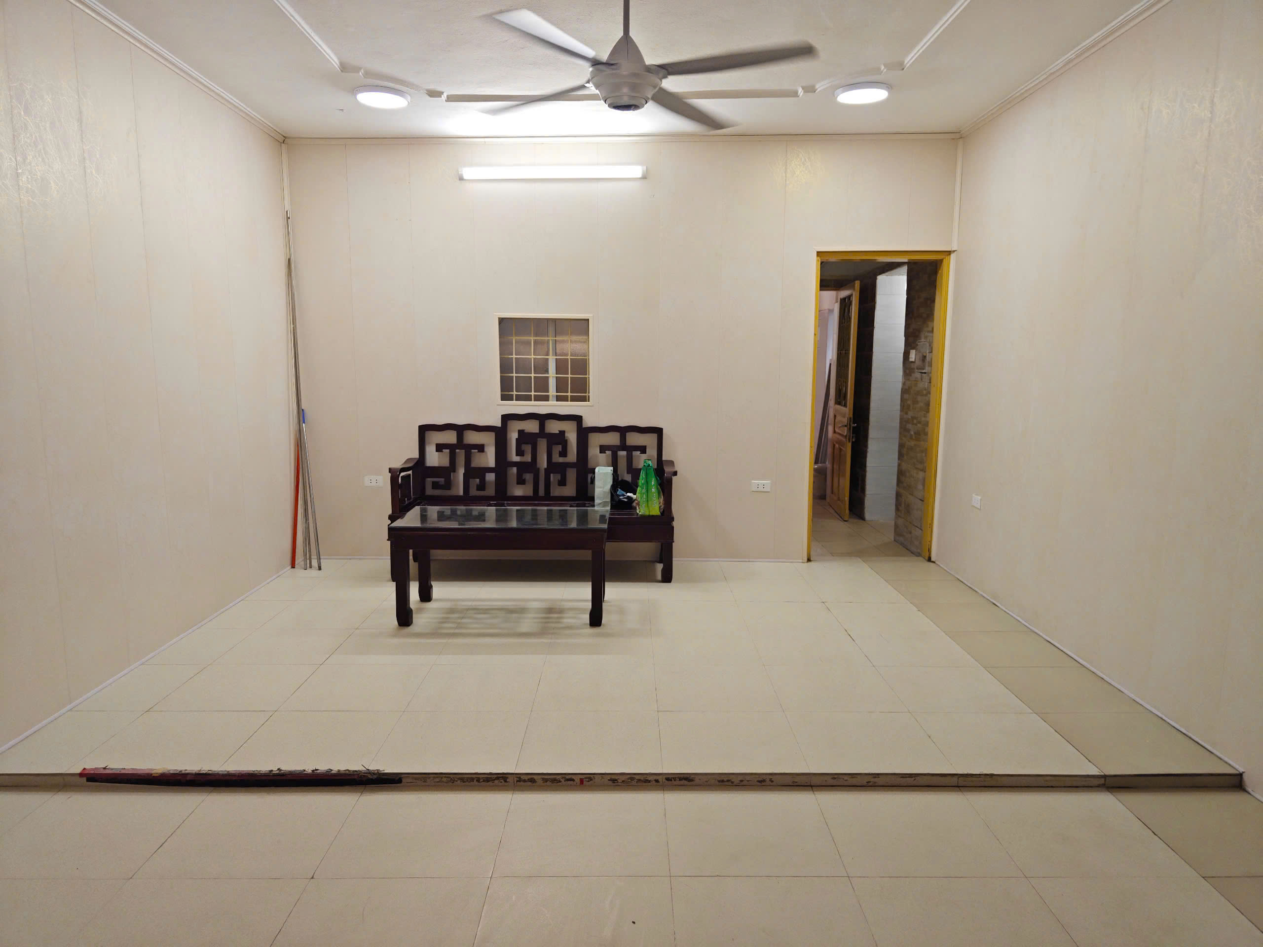 Cho thuê MBKD sạch, KD online kết hợp ở GĐ ngõ ô tô 475 Phố Nguyễn Trãi, 50m, 8 Triệu - Ảnh 2